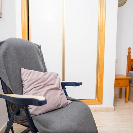 Estilo Y Confort En Appartamento Torrevieja